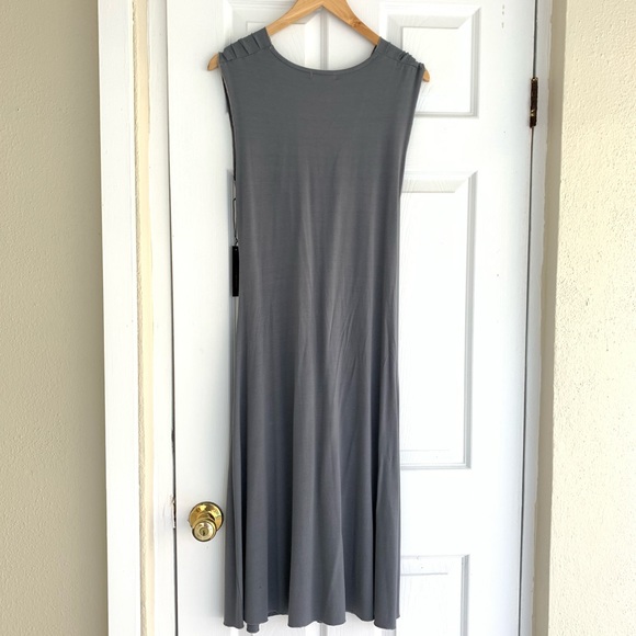 🆕 BCBG MaxAria Ash Sleeveless Jersey Maxi Dress - Picture 7 of 7